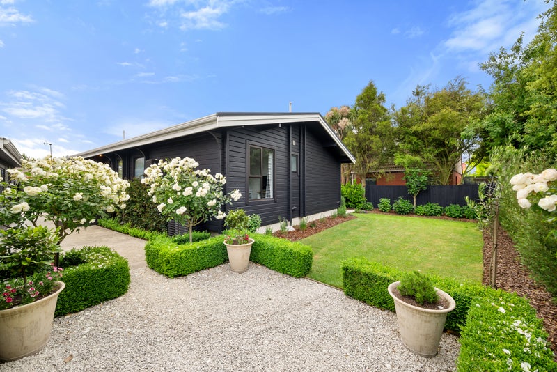 19 Fernbrook Place, Mairehau, Christchurch - Carousel 1