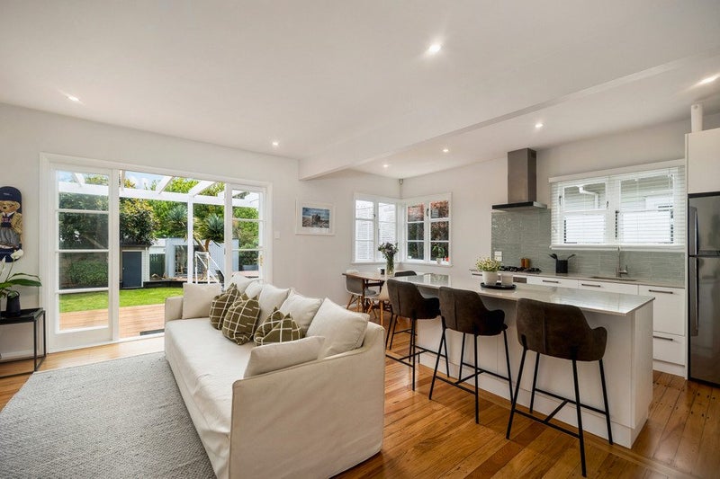 39 Harlston Road, Mount Albert, Auckland - Carousel 2