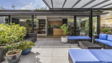 4 Torless Terrace, Thorndon, Wellington - Carousel 1