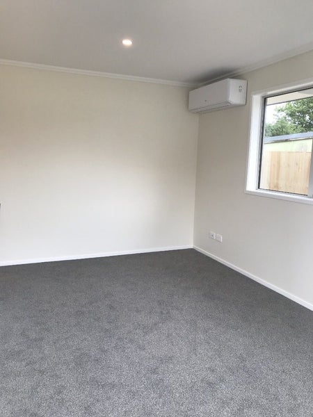 30 Daventry Street, Waterview, Auckland - Carousel 2