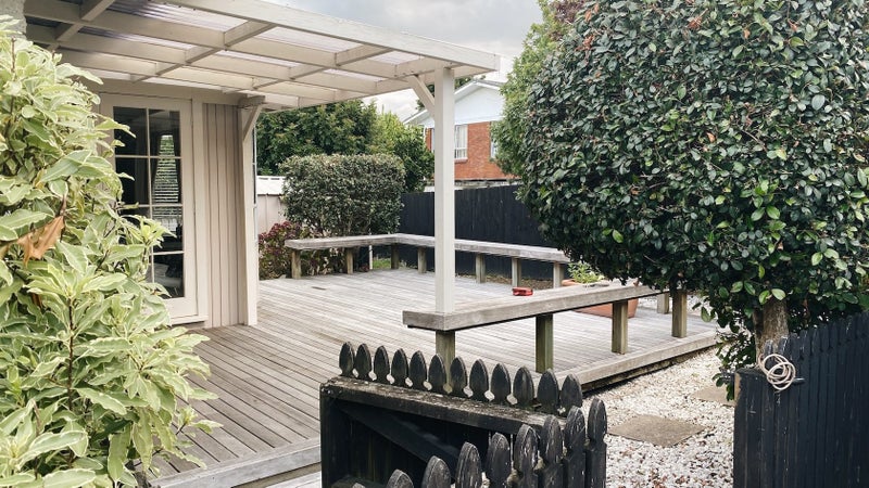 2/41 James Evans Drive, Northcote, Auckland - Carousel 8