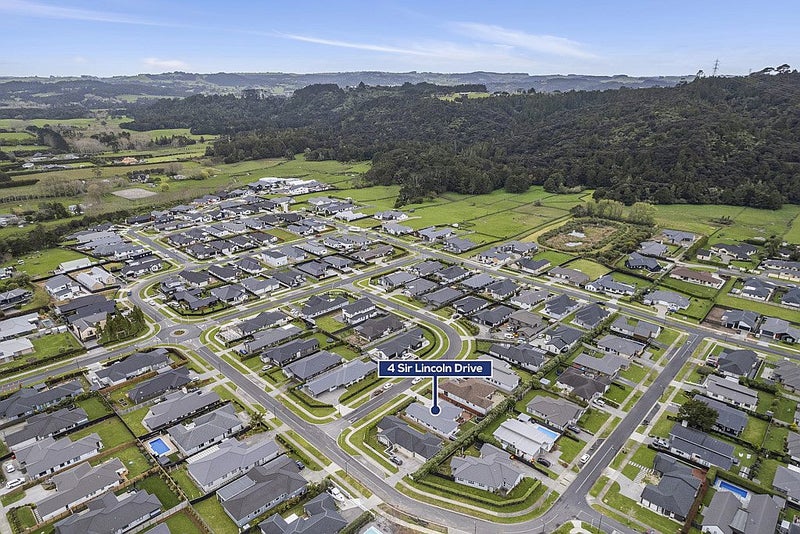 4 Sir Lincoln Drive, Kumeu - Carousel 20
