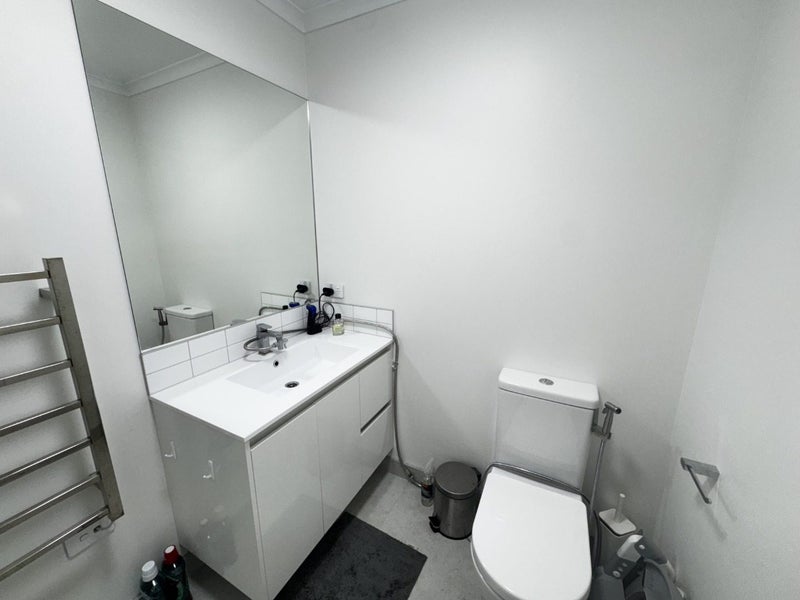 22 Manarini Road, Westgate, Auckland - Carousel 7