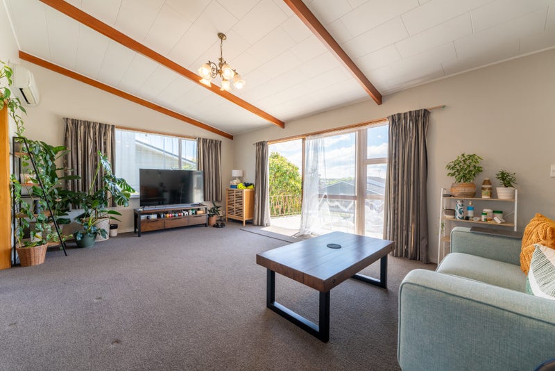 2/10 Hopkins Street, Gleniti, Timaru - Carousel 2