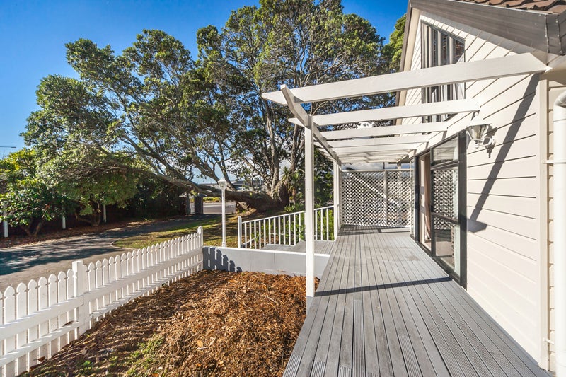 285A Richardson Road, New Windsor, Auckland - Carousel 2