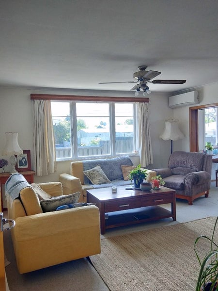 36 Darwin Crescent, Maraenui, Napier - Carousel 2