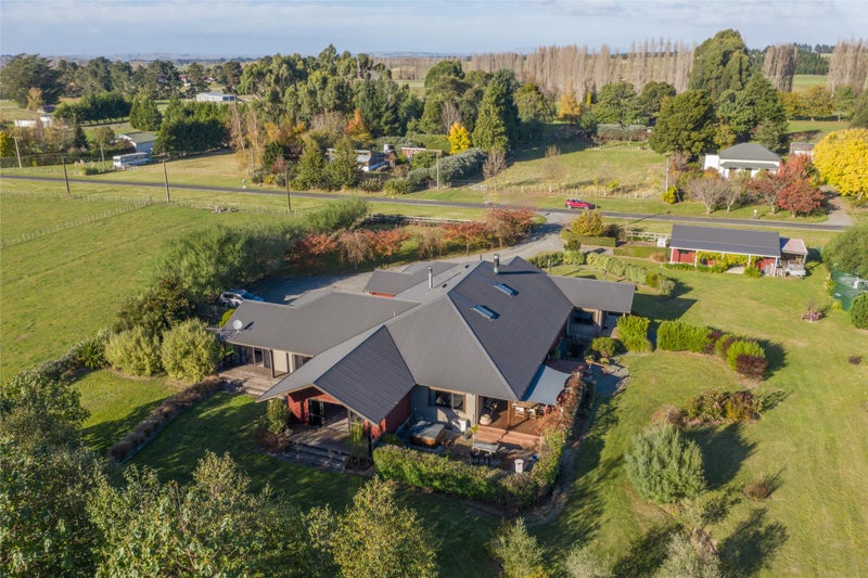 66 Mantell Street, Waipawa - Carousel 1