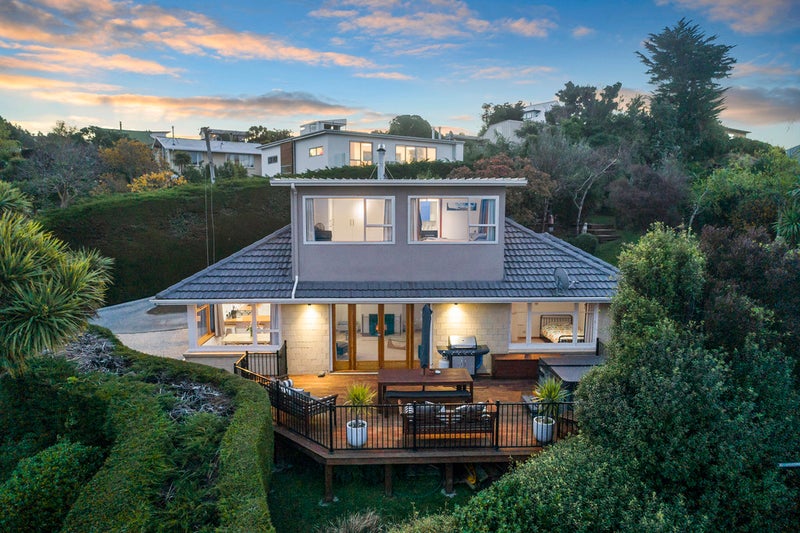 192 Clifton Terrace, Clifton, Christchurch - Carousel 1