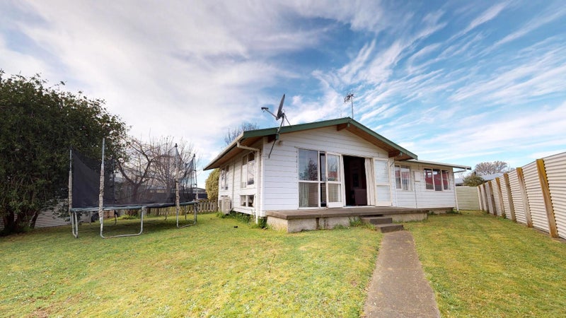 89 Kaimanawa Street, Kelvin Grove, Palmerston North - Carousel 2