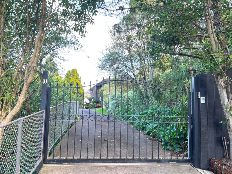 10 Leys Crescent, Remuera, Auckland - Carousel 1