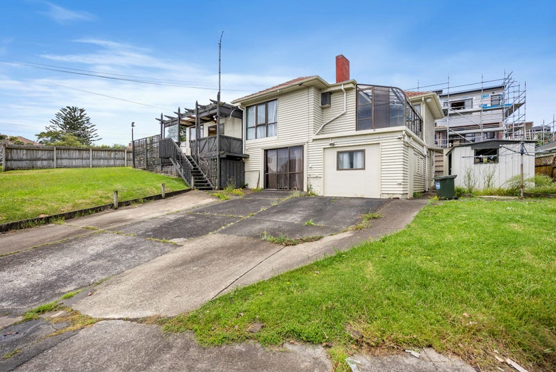 34 Roseville Street, New Windsor, Auckland - Carousel 2