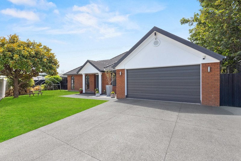 43 Broadhaven Avenue, Parklands, Christchurch - Carousel 1