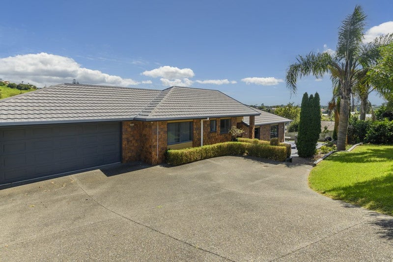 19 Talbot Place, Welcome Bay, Tauranga - Carousel 37