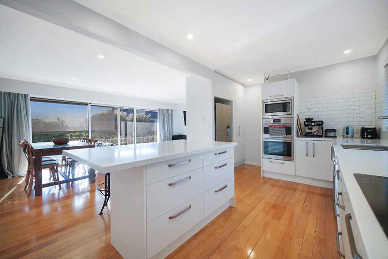 2/18 Sydney Street, Hauraki, Auckland - Carousel 2