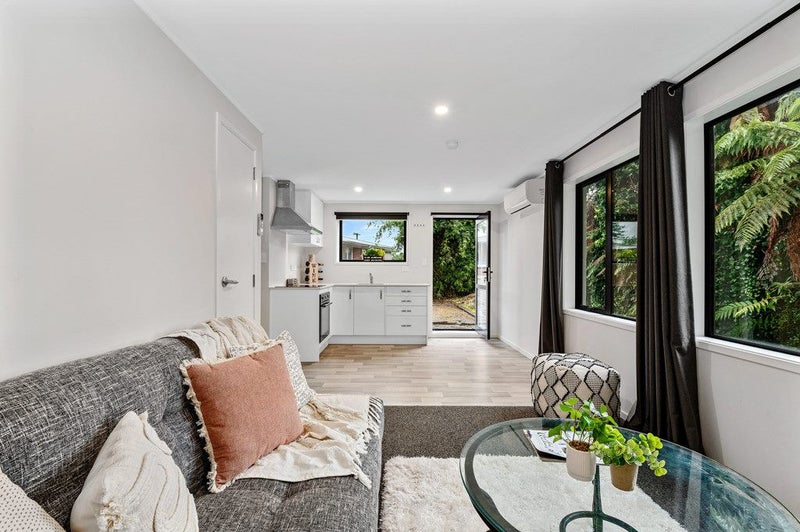 20A Werrina Crescent, Mangakakahi, Rotorua - Carousel 2