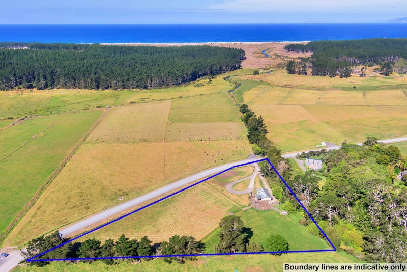 470 Te Arai Point Road, Te Arai, Wellsford - Carousel 1