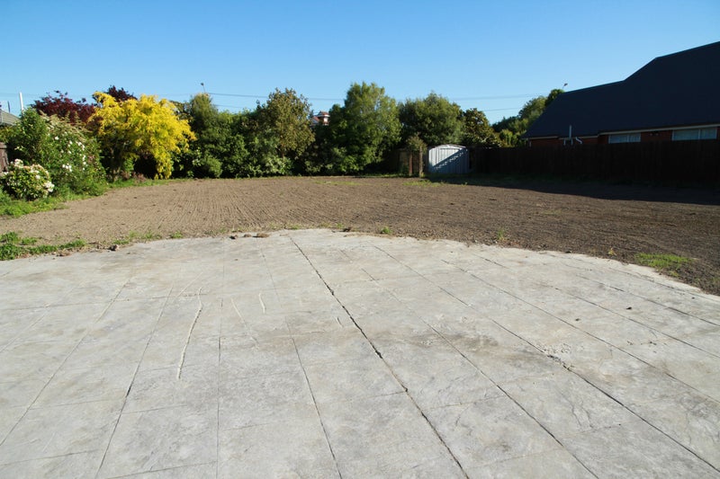 10 Brookford Place, Westmorland, Christchurch - Carousel 2