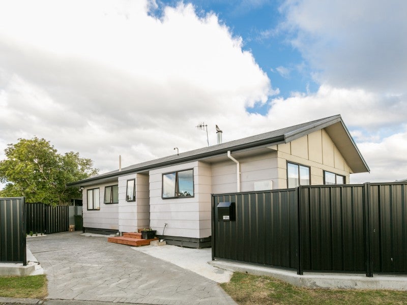 1/199 Avondale Road, GREENMEADOWS, NAPIER - Carousel 1
