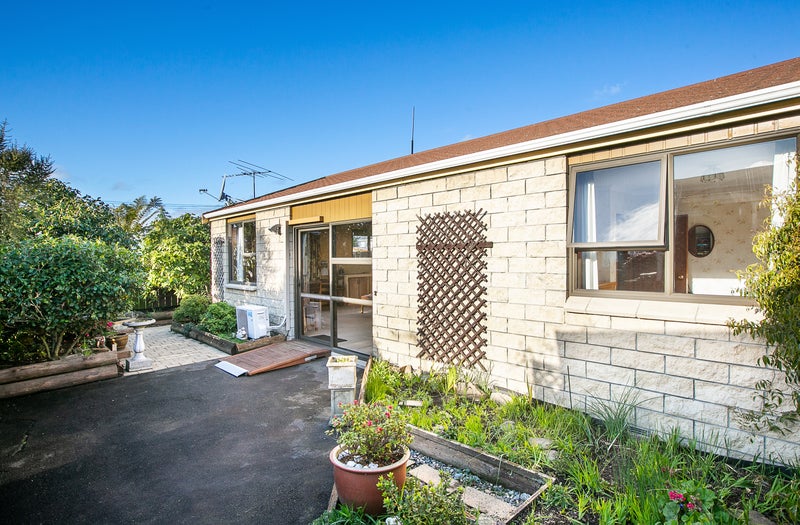 105B Surrey Street, Forbury, Dunedin - Carousel 1