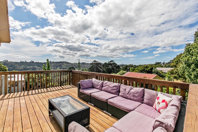 2/19 Randal Place, Bayview, Auckland - Carousel 1