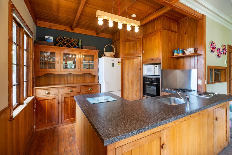 19 Reynolds Street, The Glen, Dunedin - Carousel 2