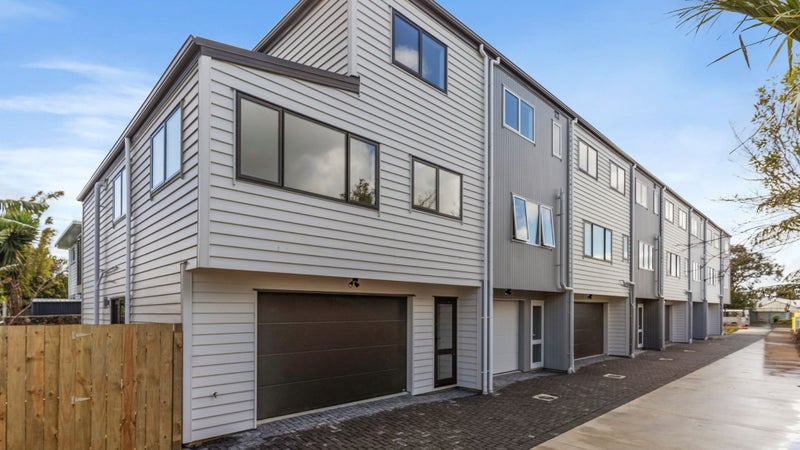 8/273 Mount Albert Road, Wesley, Auckland - Carousel 1