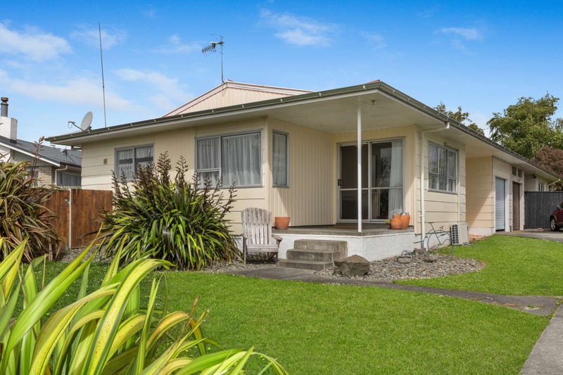 44A Geraldine Crescent, Cloverlea, Palmerston North - Carousel 2
