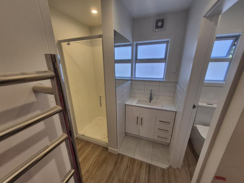 3/81 Fairfield Avenue, Addington, Christchurch - Carousel 8