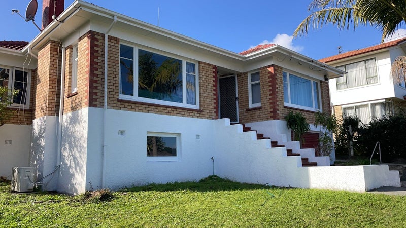 4 Kelsey Crescent, Hillsborough, Auckland - Carousel 1