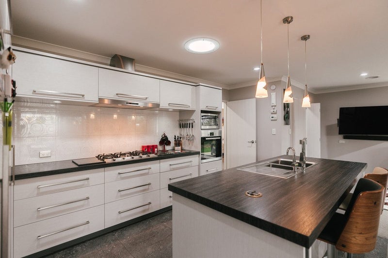 7 Astelia Court, Milson, Palmerston North - Carousel 2