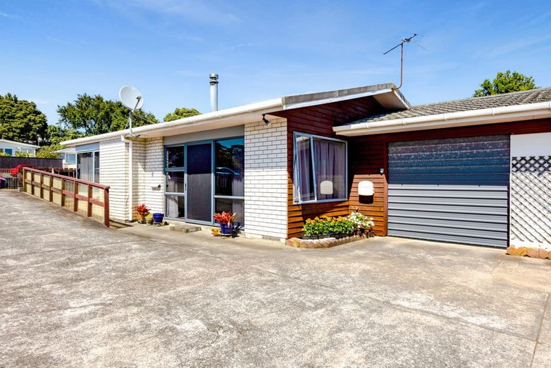 65 Northgate, Strandon, New Plymouth - Carousel 1