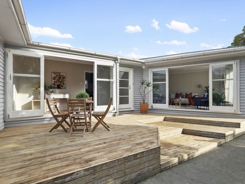 2 Rex Street, Miramar, Wellington - Carousel 1