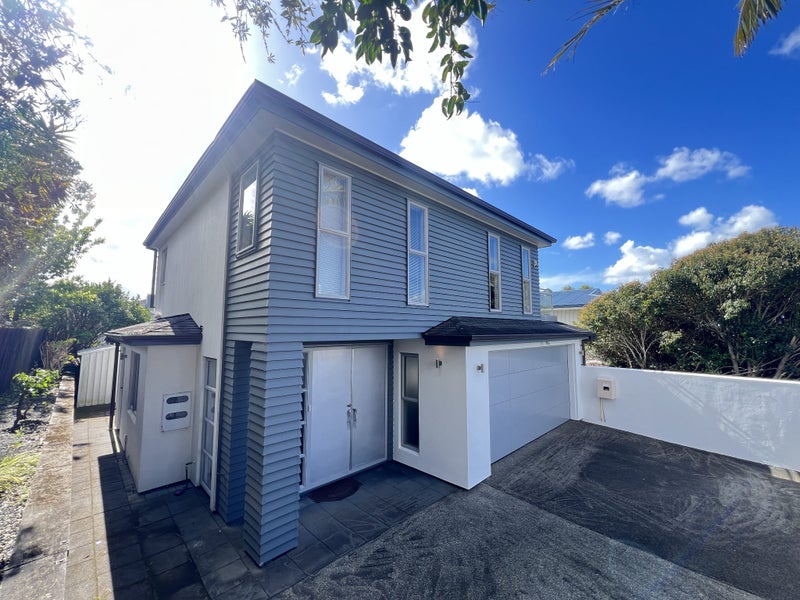 30 Hawera Road, Kohimarama, Auckland - Carousel 1