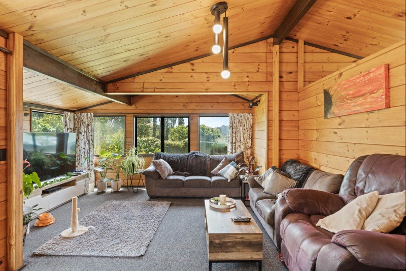 76 Cumberland Street, Welbourn, New Plymouth - Carousel 2