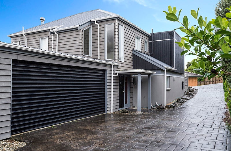 1/15 Pitlochry Place, Highland Park, Auckland - Carousel 1