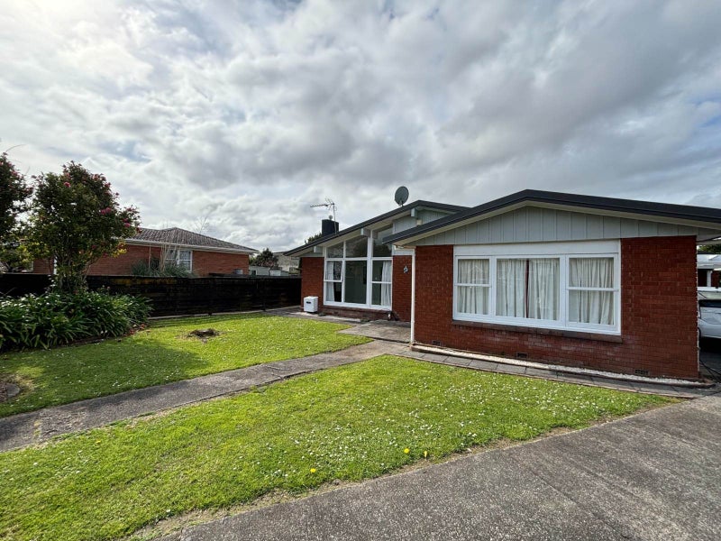24 Bexley Place, Pahurehure, Papakura - Carousel 2