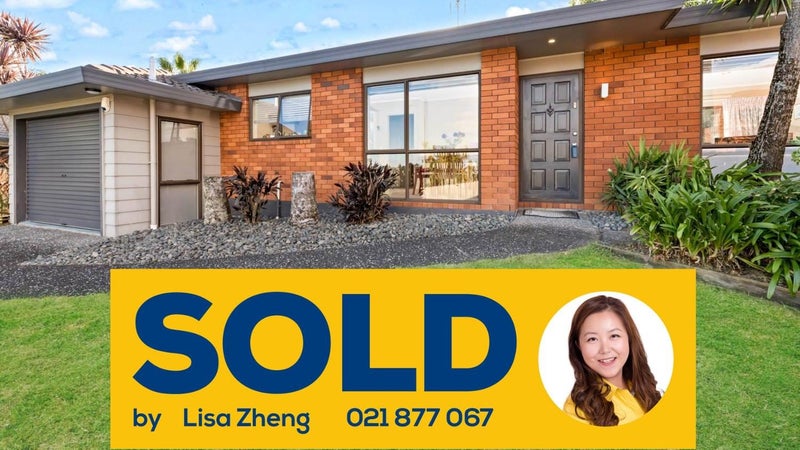 9 Stockton Place, Glendene, Auckland - Carousel 1