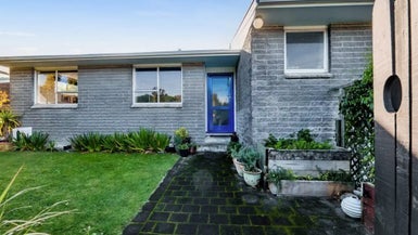 28 Durham Avenue, Welbourn, New Plymouth - Carousel 1