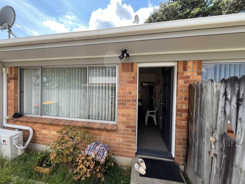 4/102 Coronation Road, Papatoetoe, Auckland - Carousel 1