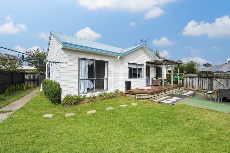 18 Penney Green, Nawton, Hamilton - Carousel 17