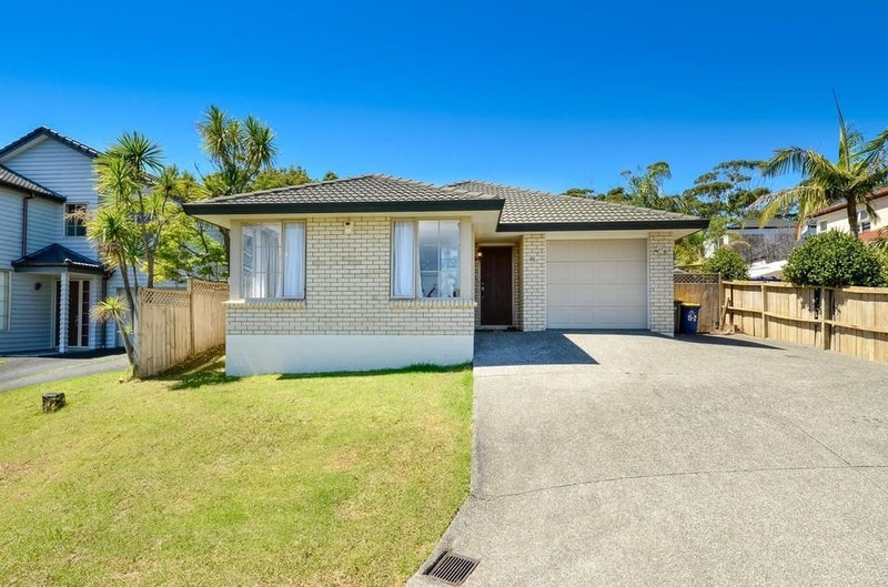 2/15 Stoneleigh Court, Sunnynook, Auckland - Carousel 14