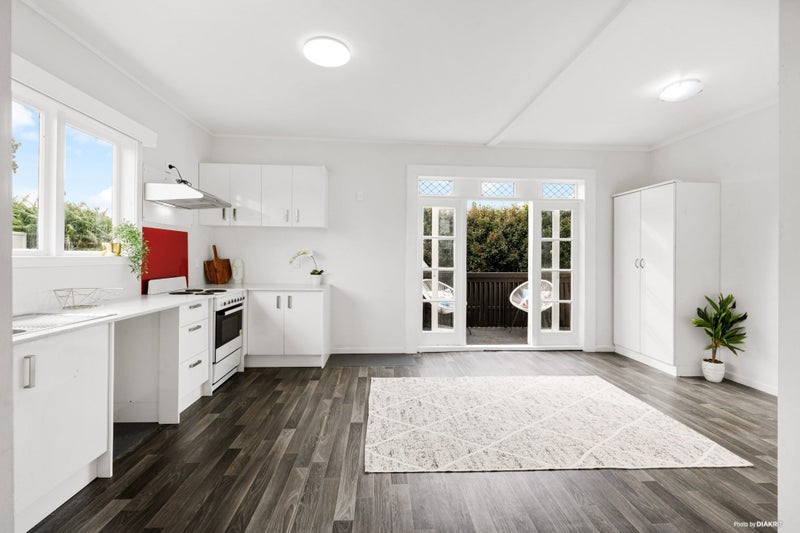 17B VIOLA AVE, Māngere East, Auckland - Carousel 2