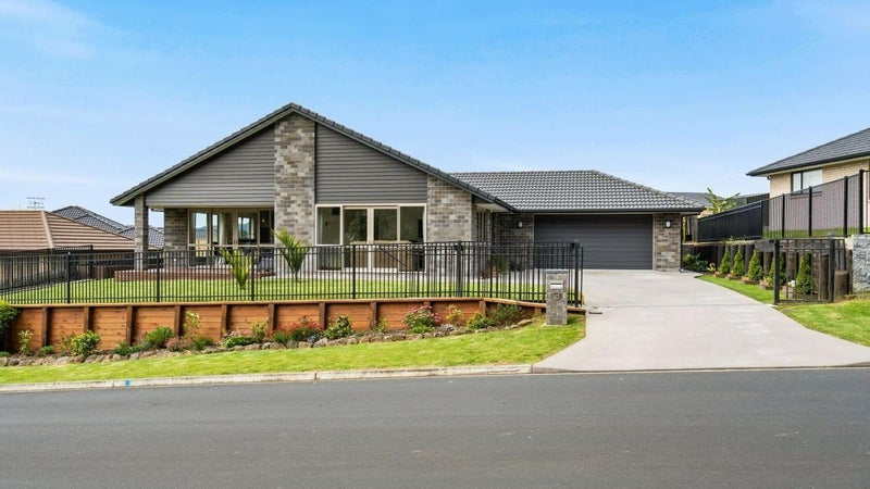 3 Rotokauri Rise, Kamo, Whangarei - Carousel 1