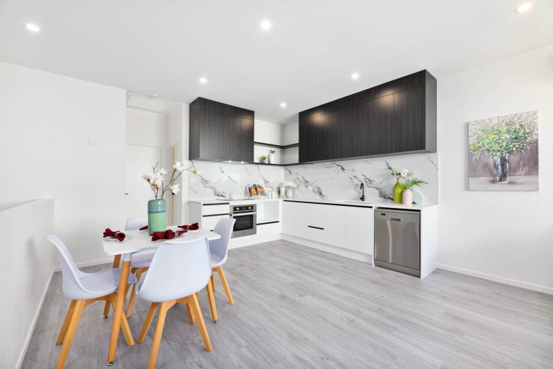 17E Ranch Avenue, Beach Haven, Auckland - Carousel 1