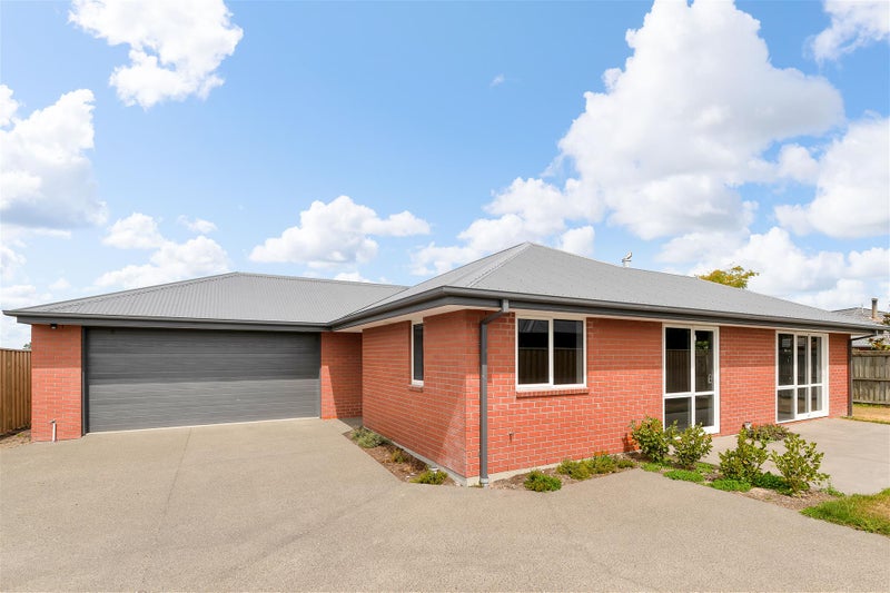 1C Clifford Place, Amberley, Amberley - Carousel 1