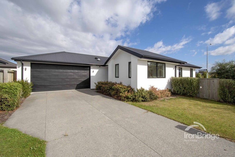 40 Borderdale Street, BELFAST, CHRISTCHURCH - Carousel 1