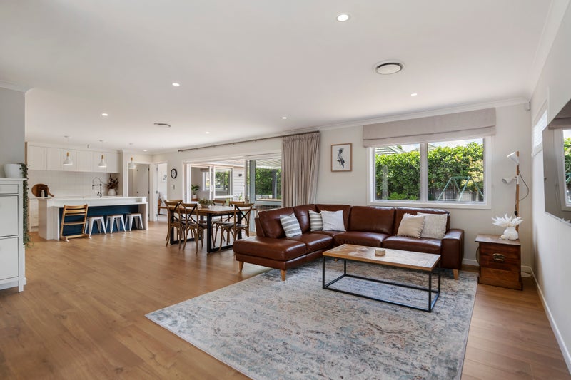 31A Riverview Road, Panmure, Auckland - Carousel 1