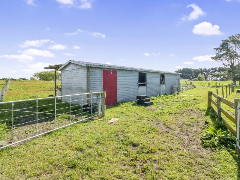 82 Himatangi Beach Road, Himatangi, Foxton - Carousel 2