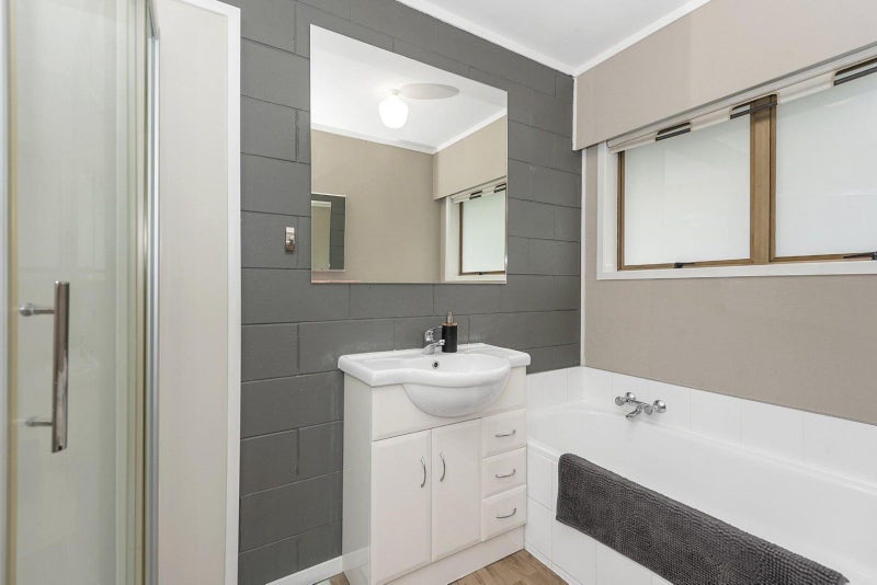 1 Sandringham Road, Enderley, Hamilton - Carousel 11