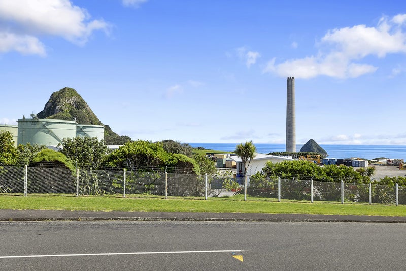 27B Port View Crescent, Moturoa, New Plymouth - Carousel 15